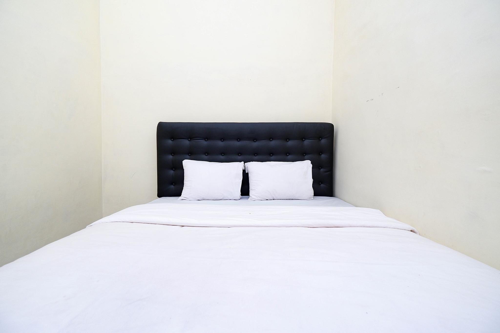 Super Oyo Capital O 2258 Santana Syariah Guest House Kartosuro Exteriér fotografie