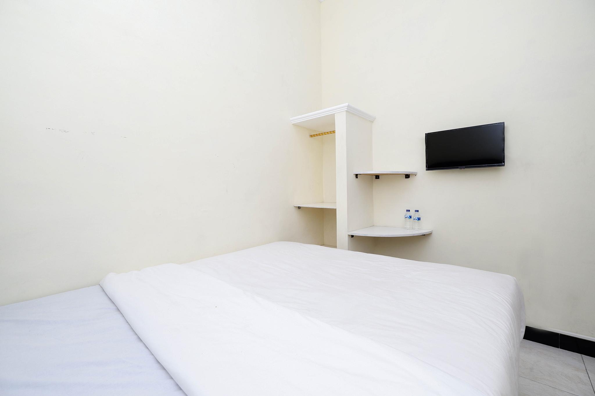 Super Oyo Capital O 2258 Santana Syariah Guest House Kartosuro Exteriér fotografie