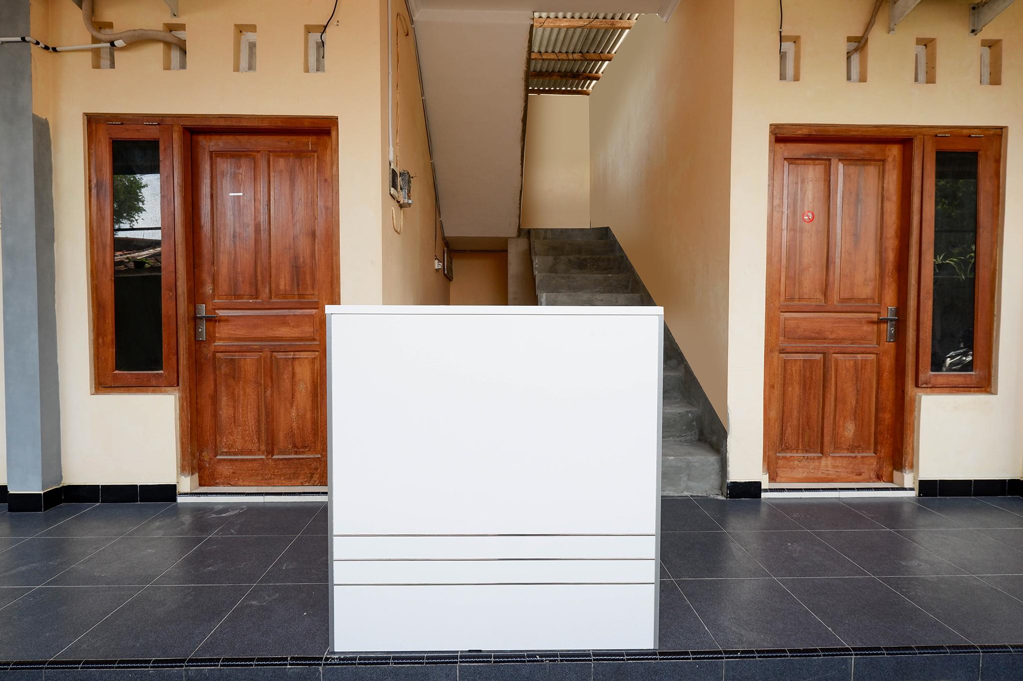 Super Oyo Capital O 2258 Santana Syariah Guest House Kartosuro Exteriér fotografie