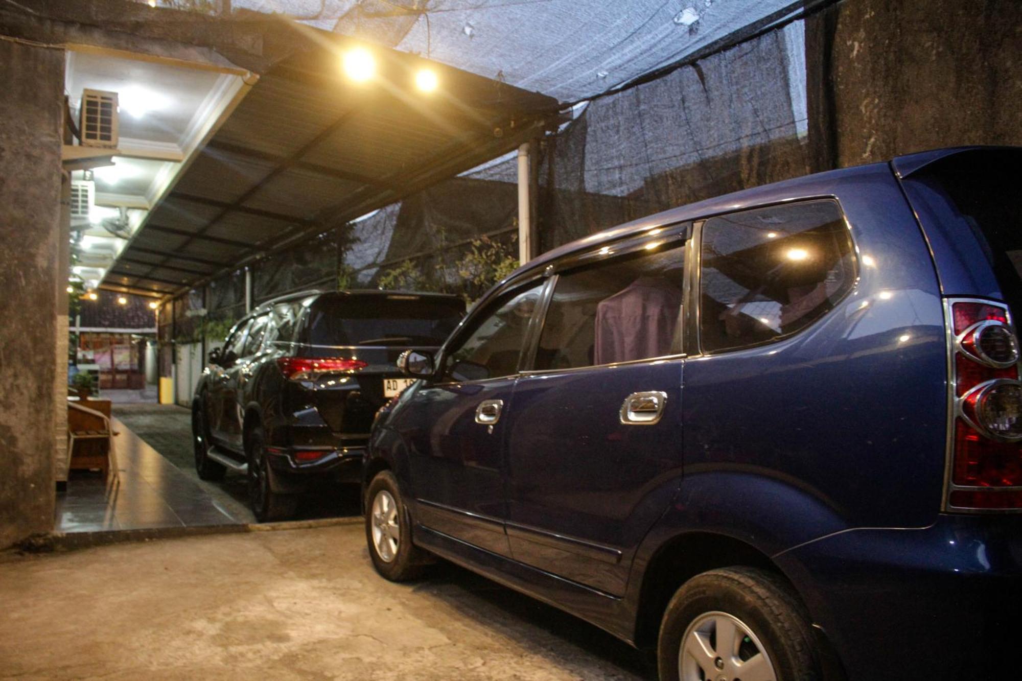Super Oyo Capital O 2258 Santana Syariah Guest House Kartosuro Exteriér fotografie