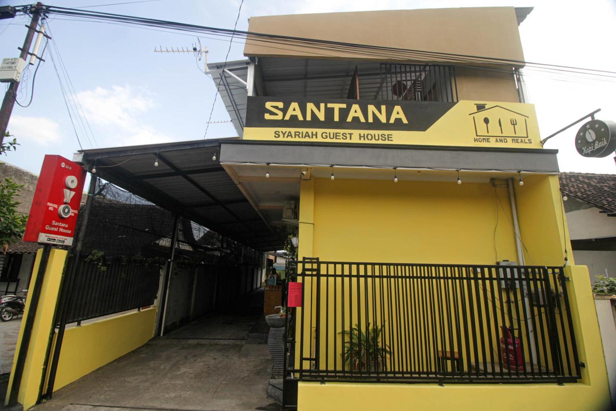 Super Oyo Capital O 2258 Santana Syariah Guest House Kartosuro Exteriér fotografie